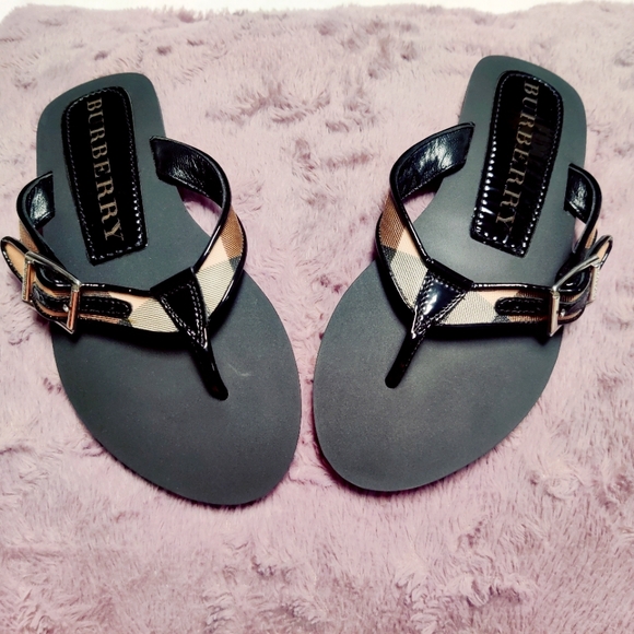 Authentic Burberry Flip Flop Nova Check Black Size 37 - Picture 1 of 13